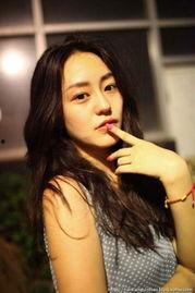 岑黎阑照片,光影交织下的美丽瞬间